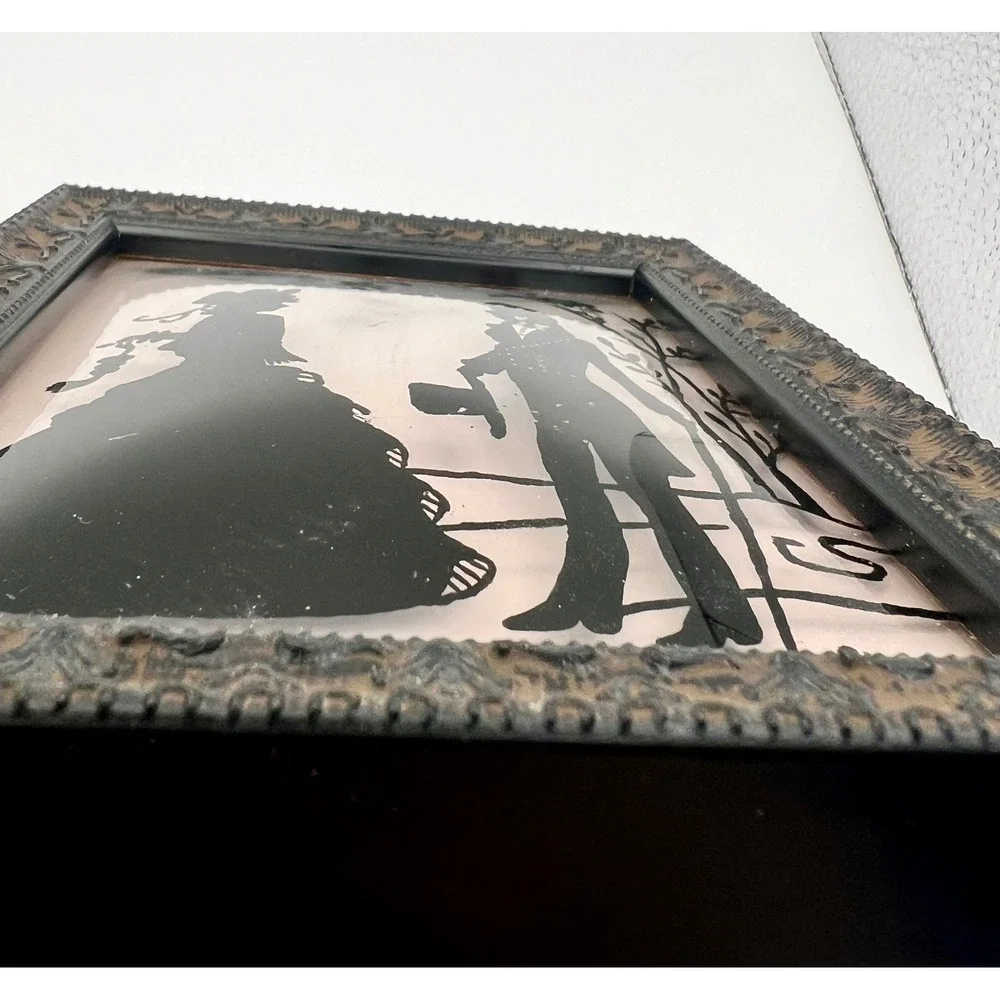 Hand-Painted Silhouette Art Set 2 beige Black Excellent Convex Glass